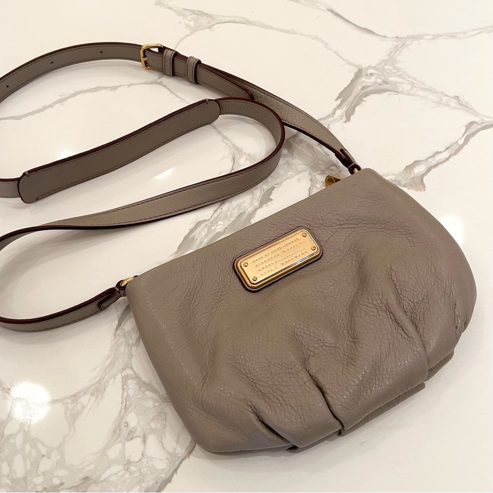 Marc Jacobs Q Percy Leather Crossbody